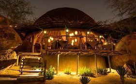 Camp Kipwe Twyfelfontein