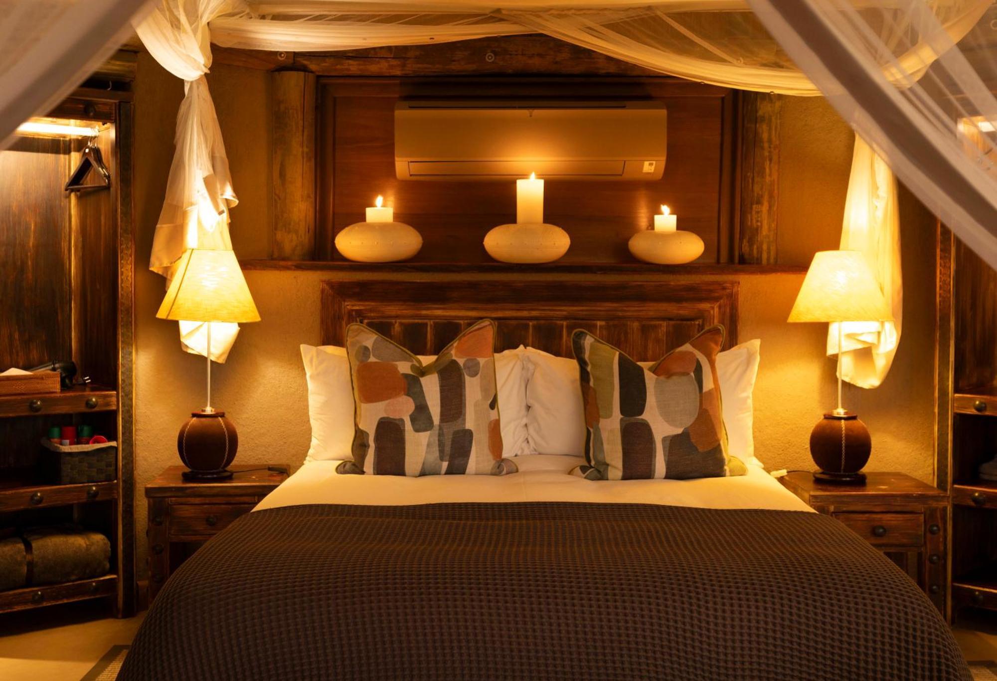 Camp Kipwe Hotel Twyfelfontein Buitenkant foto